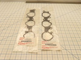 Toyota 17177-AD010 And 17718-AD010 Intake Manifold Gasket Set - $564.33 MXN