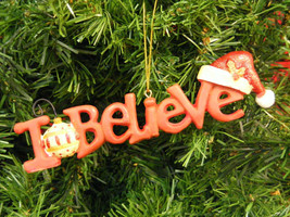 Kurt S. Adler Resin &quot;I Believe&quot; Sign Christmas Tree Ornament - £7.98 GBP