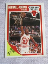 1989-1990 Fleer Michael Jordan Card #21 &amp; Chicago Bulls team - £17.37 GBP