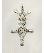 Tuareg Cross Pendant – Handmade Silver Tribal Berber Amulet from Morocco - €47,23 EUR