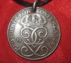 Old Antique 20MM Swedish Sweden Coin Crown Gray Pendant Charm Necklace - £7.17 GBP