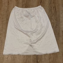 Vassarette Vintage Skirt Slip ~ Sz M ~ White ~ Knee Length ~ Elastic Waist - $13.49