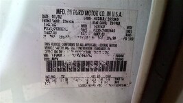 ESCAPE    2002 Fuse Box Cabin 1043949141Fusebox Only, No Wiring Harness - $59.70