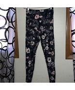 C9 by Champion floral stretch, athletic leggings, size medium - $12.09 CAD