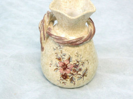 Decorative Collectible Bag Shaped Handarbeit Vase - Flower Designed - £12.53 GBP