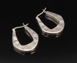 925 Sterling Silver - Vintage Fashionable Etched Lines U Hoop Earrings - EG12109 - £33.61 GBP