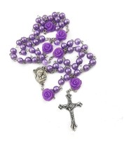 Nazareth Store Catholic Purple Pearl Beads Rosary Necklace - $765.07 MXN