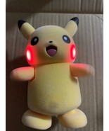 Pokemon Pikachu Walk - $700.02 MXN