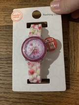 Wonder Nation Flashing Case Flower Watch - £47.27 GBP