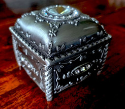 Serendala&#39;s Guardian Spirit Wishing and Charging Box - $297.00