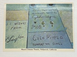 Footprints Of The Stars Mann&#39;s Chinese Theatre Hollywood California Postcard - £1.58 GBP