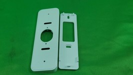 NEW OEM White Wyze Video Doorbell Pro 15 Degree Wedge &amp; Back Plate - $17.68