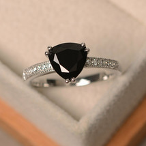 Anello di fidanzamento solitario con diamante nero taglio trilioni di 2 ct... - £101.34 GBP