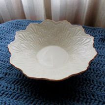 LENOX decorative bowl 7.5" top 4" bottom diam. cream 24K gold trim (hall AA) - $34.65