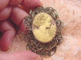CM7-8) RINGLETS GIRL brown ivory CAMEO filigree brass Pin Pendant Jewelry brooch - £25.04 GBP
