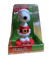 PEANUTS Snoopy Christmas Holiday Santa Solar Bobbler Bobble Head Gift NEW - £11.09 GBP