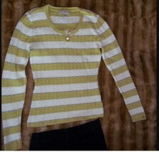 Women's Tommy Hilfiger Striped Sweater Sz M - $20.00