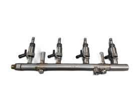 Fuel Injectors Set With Rail From 2015 Volkswagen Jetta  1.8 261500270 Turbo - £98.32 GBP