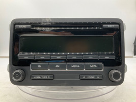 2012-2016 Volkswagen Beetle AM FM CD Player Radio Receiver OEM C03B23042 - £130.92 GBP