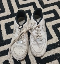 Nike White Trainers For Women Size 5.5uk - $31.50