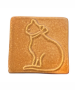 Pewabic Pottery Detroit 1997 Mustard Yellow Gold 3 inch Cat Tile - €42,40 EUR
