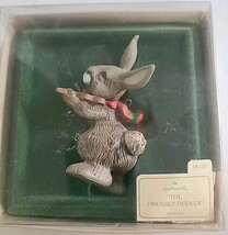 Hallmark Vintage 1981 Keepsake Ornament The Friendly Fiddler W Box rabbi... - $7.49