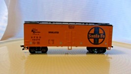 HO Scale AHM 40&#39; Box Car, Santa Fe, Insulated, Yellow, #35570 - £18.80 GBP