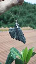 Black Kyanite pendant - $278.14 MXN