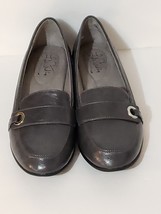 Women&#39;s LifeStride Pattie Gray Loafer 7.5M New with box - $45.88