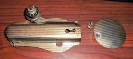 Singer 15 Face Plate #125412 &amp; Arm Cover #125425 w/Thumb Screw Striated - $20.00