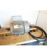 Toshiba B0022FGF2A4 Motor 2HP, TEFC, 3PH, 3490RPM, 230/460V W/Control Box - $232.83 CAD