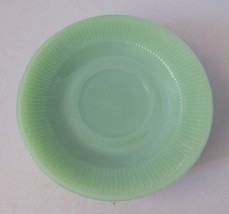 5 Vintage Fire King? Jadeite &quot;Jane Ray&quot; top and bottom 5 3/4&quot; saucers - £15.64 GBP