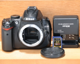 Nikon D5000 12.3MP Digital DSLR Camera Body *GOOD* Shutter 30,644 - £102.86 GBP