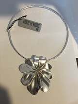 Robert Lee Morris Femme Petal Sculptural Flower Wire Collar Silver Necklace new - £50.25 GBP