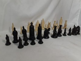 VTG Kingsway Florentine Royal Chess Set 32 Chessmen Pieces , No Board, - £12.93 GBP