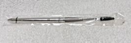 New in Package Dalton Eyelash Brush 7 3/4 inch - $175.40 MXN
