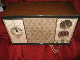 Dial AS IS Vintage Ge AM FM Clock Alarm TUBE radio C-525B wood grain pla... - $1,108.16 MXN