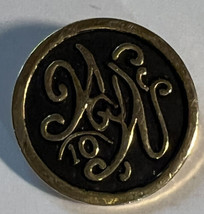 Pin Weight Watchers Brass Black Background 10 Lbs. Lost 1070s Vintage - £9.03 GBP