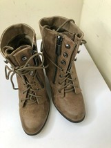 Qupid Women&#39;s Adjustable Boot Color Taupe Oil Finish Size 6.5 - $14.04
