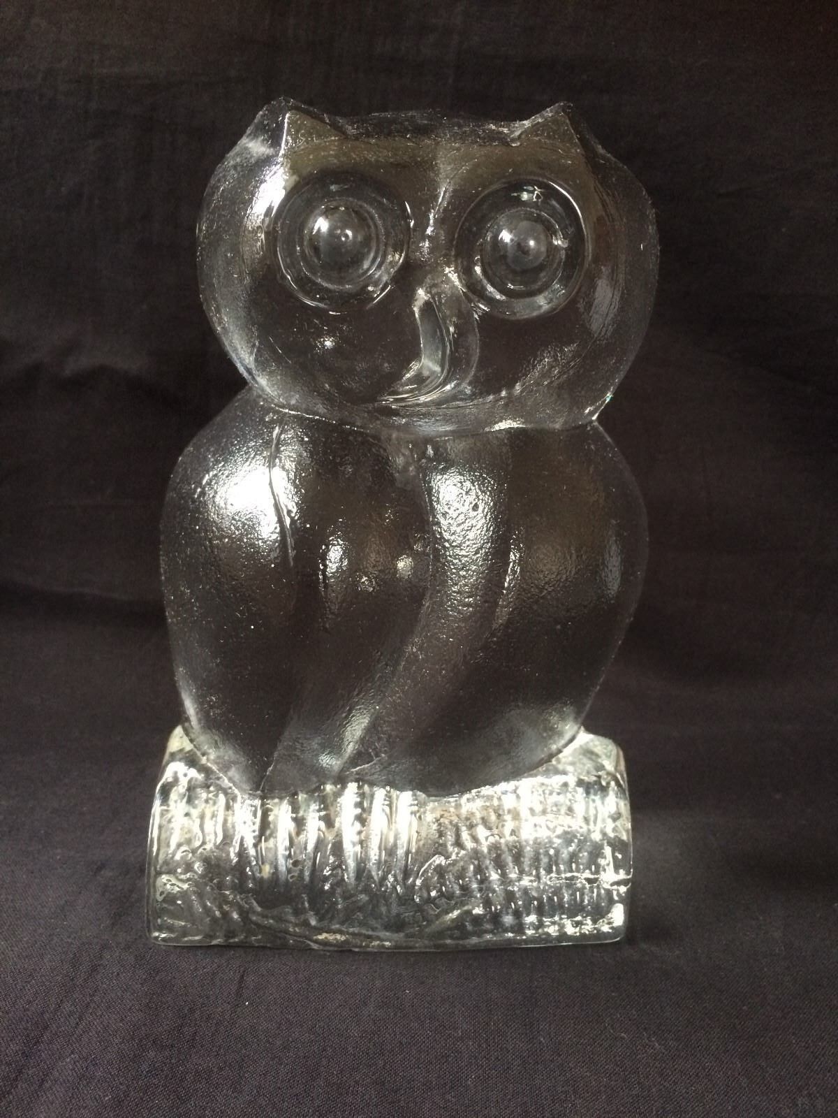 Primary image for Kosta Boda Large owl frosted glass