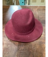 100% Wool Red Ladies Hat - £9.14 GBP