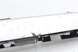 09-11 HYUNDAI GENESIS FRONT BUMPER RIGHT PASSENGER SIDE MOLDING E6174 image 5