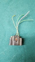 2004-2007 Volvo S40 OEM Front Halogen Headlight Pig Tail Pigtail Wiring Plug - $11.64
