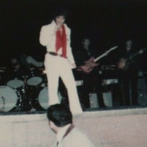 Elvis Presley Candid Photo Picture Elvis In White Jumpsuit In Concert Wi... - £6.22 GBP
