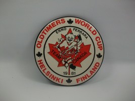 Old Timers Hockey World Cup 1981 Helsinki Finland 3.5&quot; VTG Pinback Pin Button - £5.63 GBP