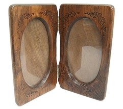 Vintage Folding Wood Picture Frame Oval Photos 3.5&quot; x 6.5&quot; Incised Design - £11.08 GBP