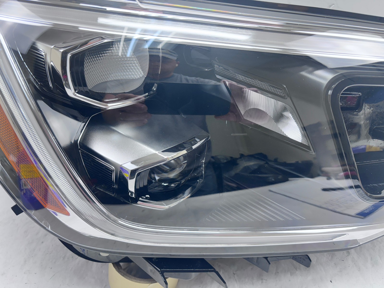 NICE 2024 2025 VW ATLAS CROSS SPORT  LED FRONT RIGHT OEM HEADLIGHT 3CN941082L Item image 9
