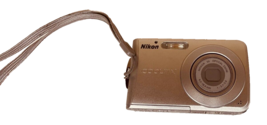 Nikon COOLPIX S202 8.0MP Digital Camera - Silver -USED - ONLY CAMERA - £55.16 GBP