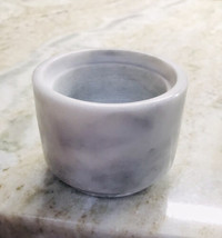 Unbranded Marble Stoneware Pinch Cup 2 Inches Tall. Cracked Noted. - £20.27 GBP