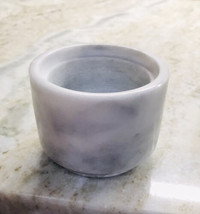 Unbranded Marble Stoneware Pinch Cup 2 Inches Tall. Cracked Noted. - £19.66 GBP